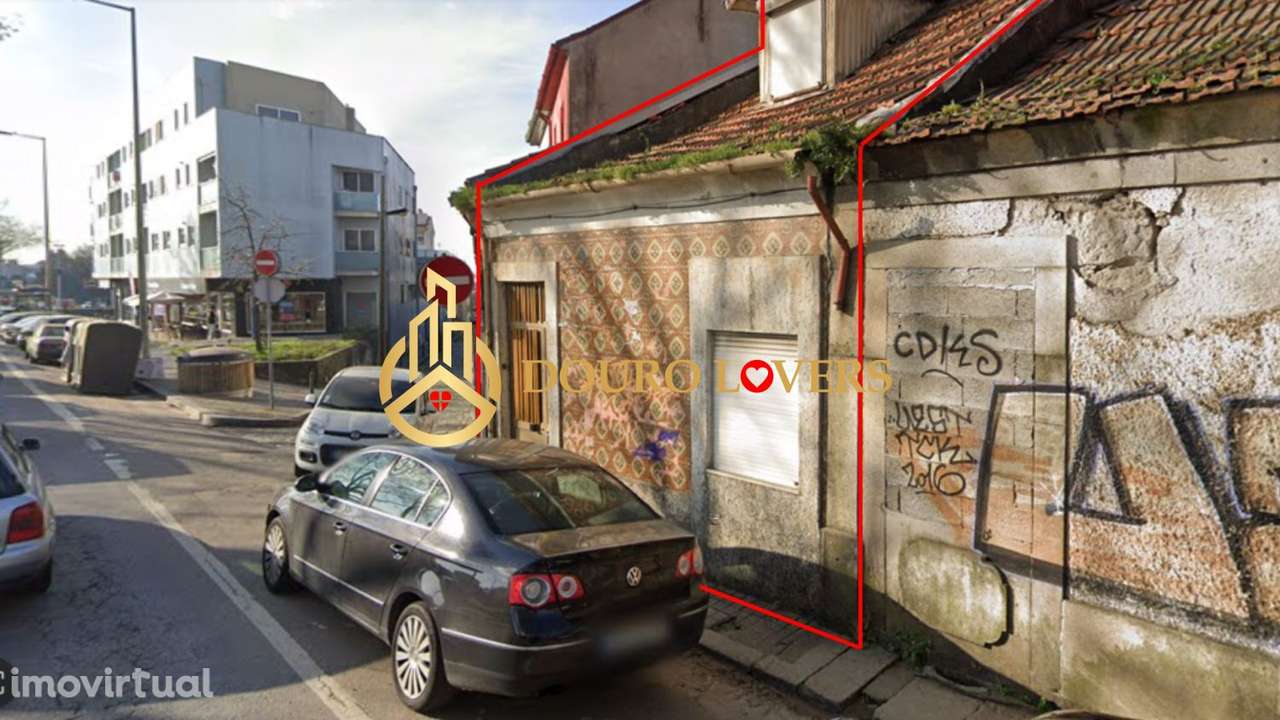 Terreno a 800m do H. S. João - Grande imagem: 3/3