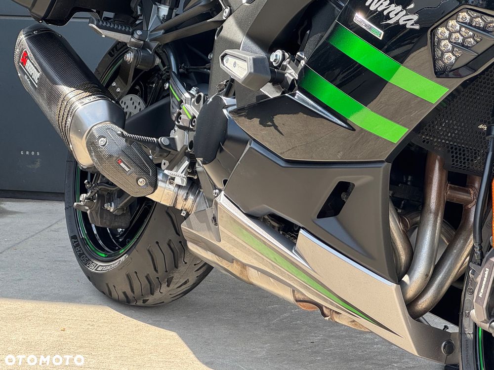 Kawasaki Ninja 1000 SX - 3