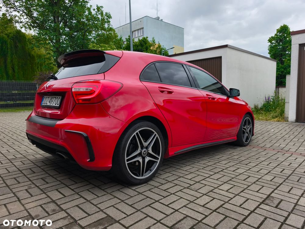 Mercedes-Benz Klasa A 180 (BlueEFFICIENCY) 7G-DCT AMG Sport - 10