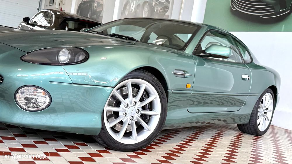 Aston Martin DB7 Vantage Coupé - 11