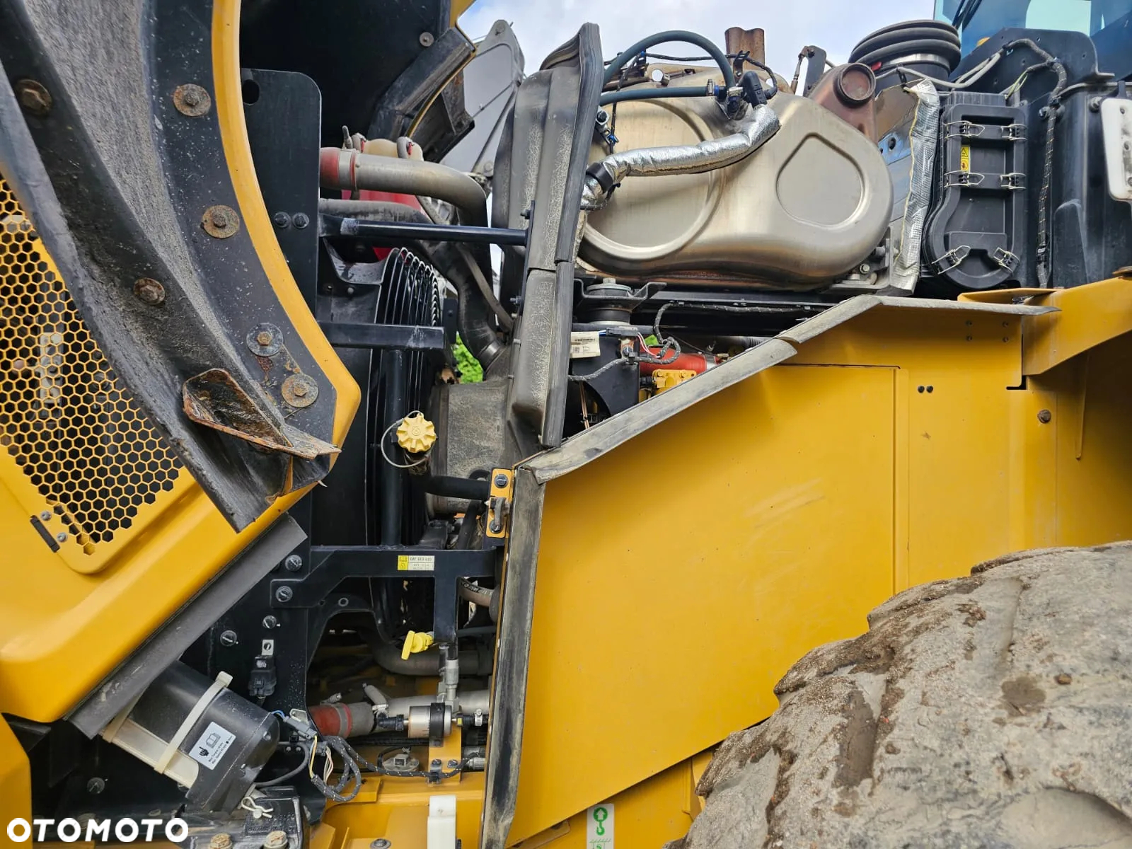 Caterpillar 950M - 15