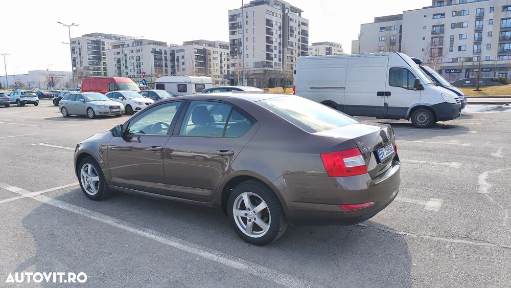 Skoda Octavia 1.0 TSI Active - 6
