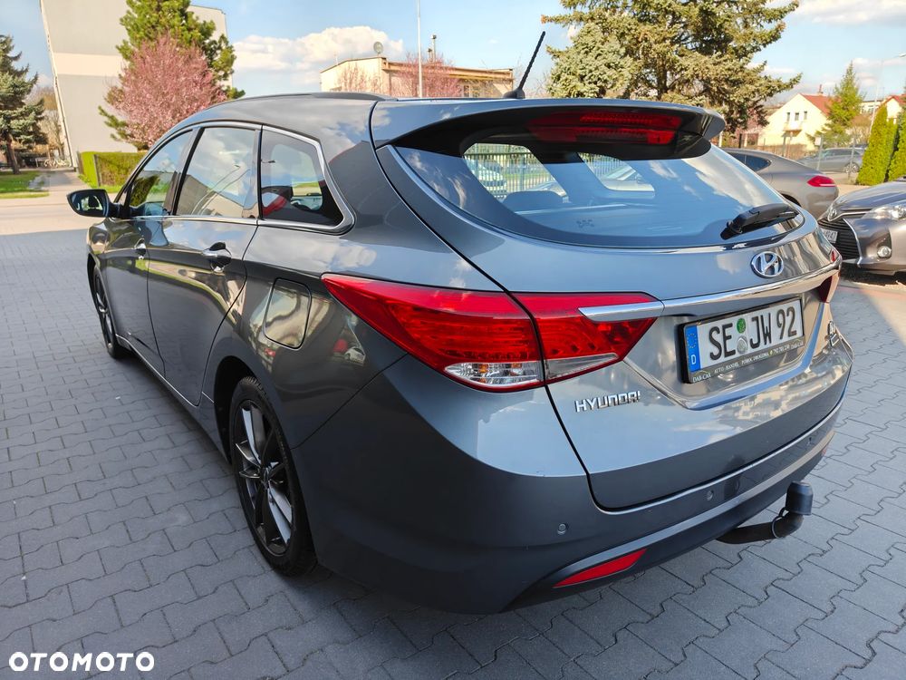 Hyundai i40 i40cw 1.7 CRDi Fifa World Cup Edition - 13