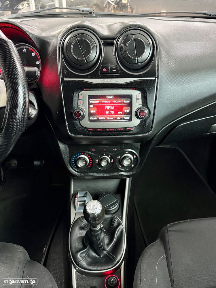 Alfa Romeo MiTo 1.3 JTDM Distinctive - 8