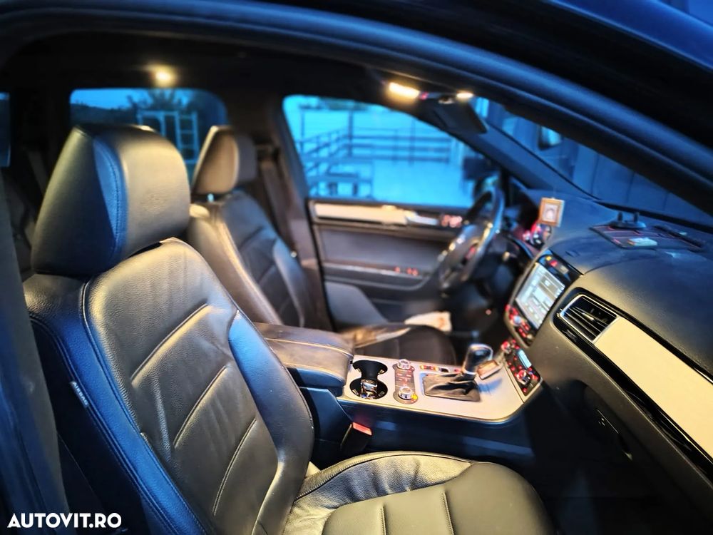 Volkswagen Touareg 3.0 V6 TDI BMT - 11