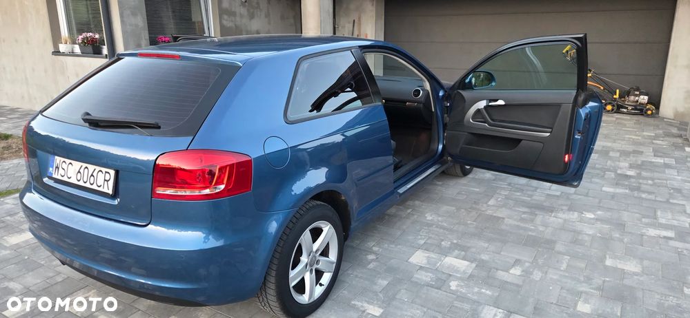 Audi A3 3-drzwiowe 1.4T FSI Attraction - 4
