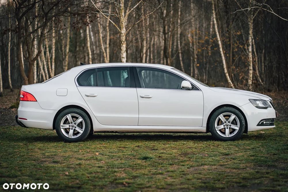 Skoda Superb 1.6 TDI Exclusive - 5