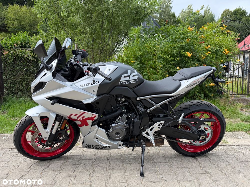 Suzuki GSX