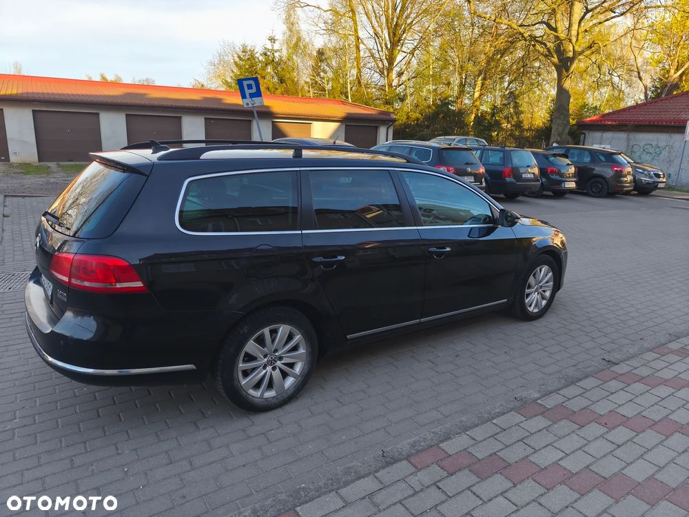 Volkswagen Passat 2.0 TDI Comfortline DSG - 18