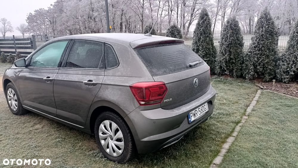 Volkswagen Polo - 2