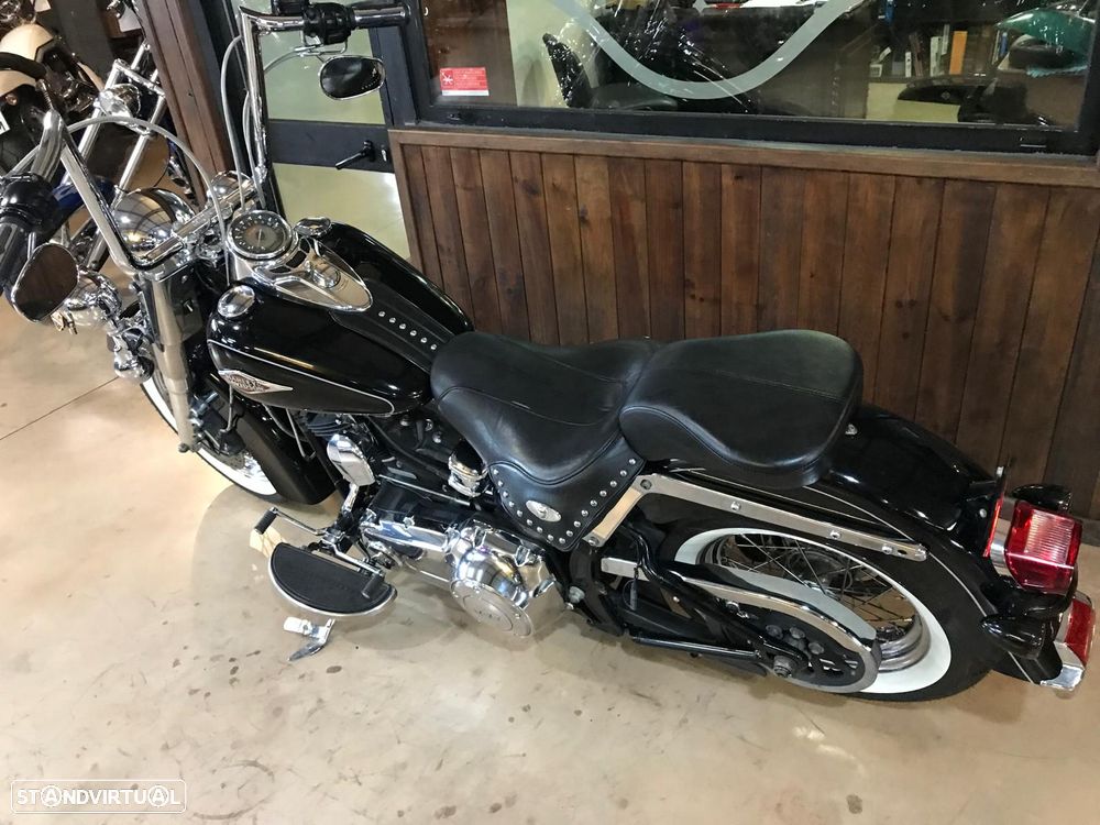 Harley-Davidson Heritage Softail Classic FLSTC 103 - 7