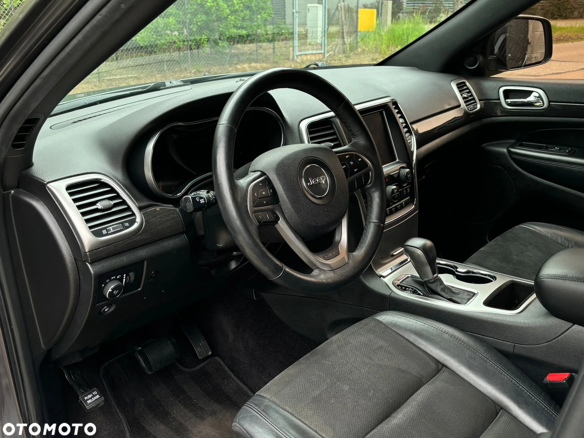 Jeep Cherokee - 8