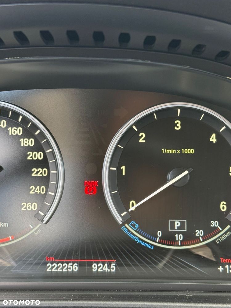BMW Seria 5 - 16
