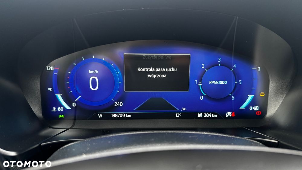 Ford Kuga 2.0 EcoBlue mHEV FWD ST-Line - 28
