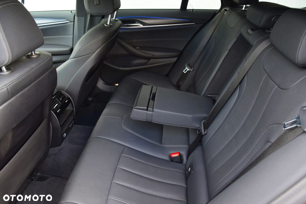 BMW Seria 5 - 15