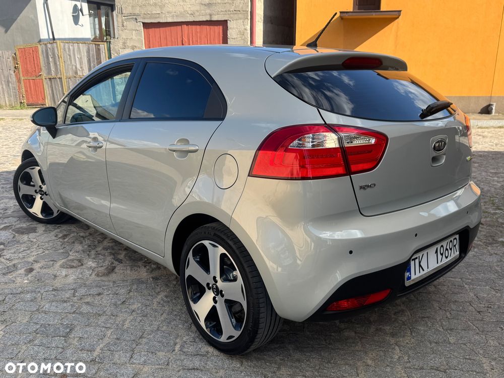 Kia Rio 1.4 Platinum Edition - 3