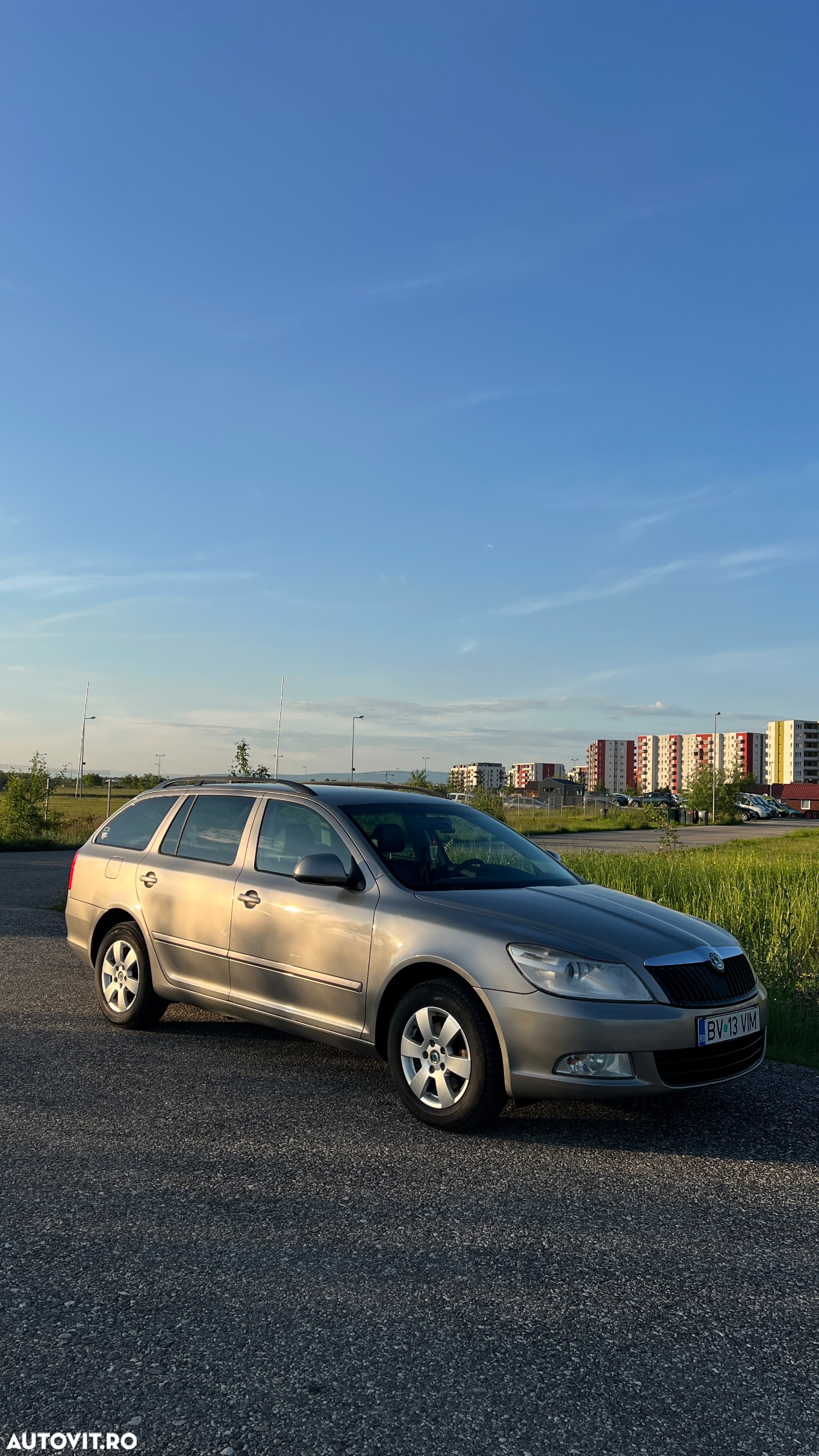 Skoda Octavia Combi 1.6 Elegance - 2
