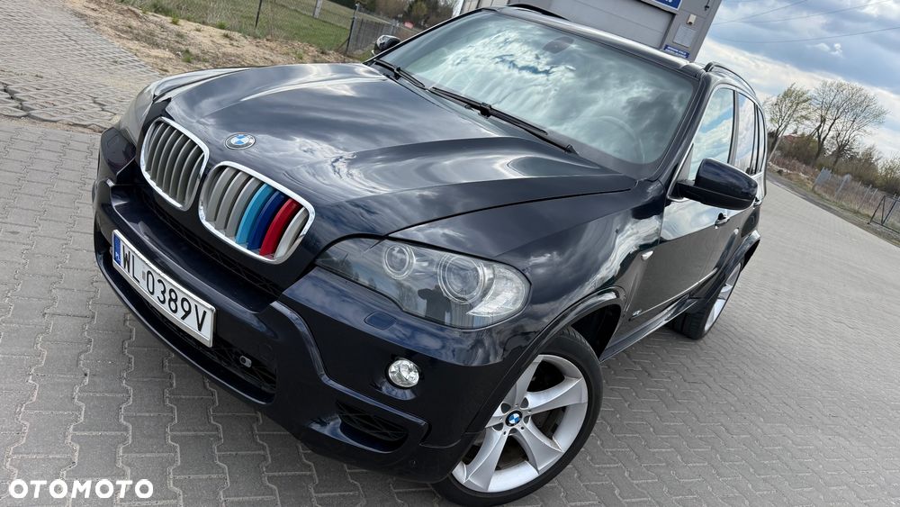 BMW X5 4.8is - 1