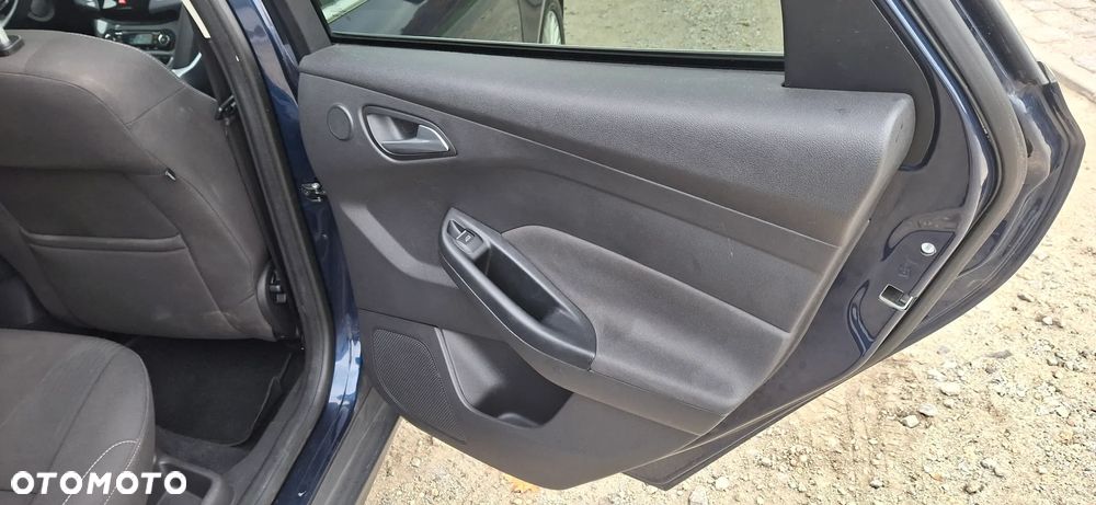 Ford Focus 1.6 EcoBoost Titanium - 22