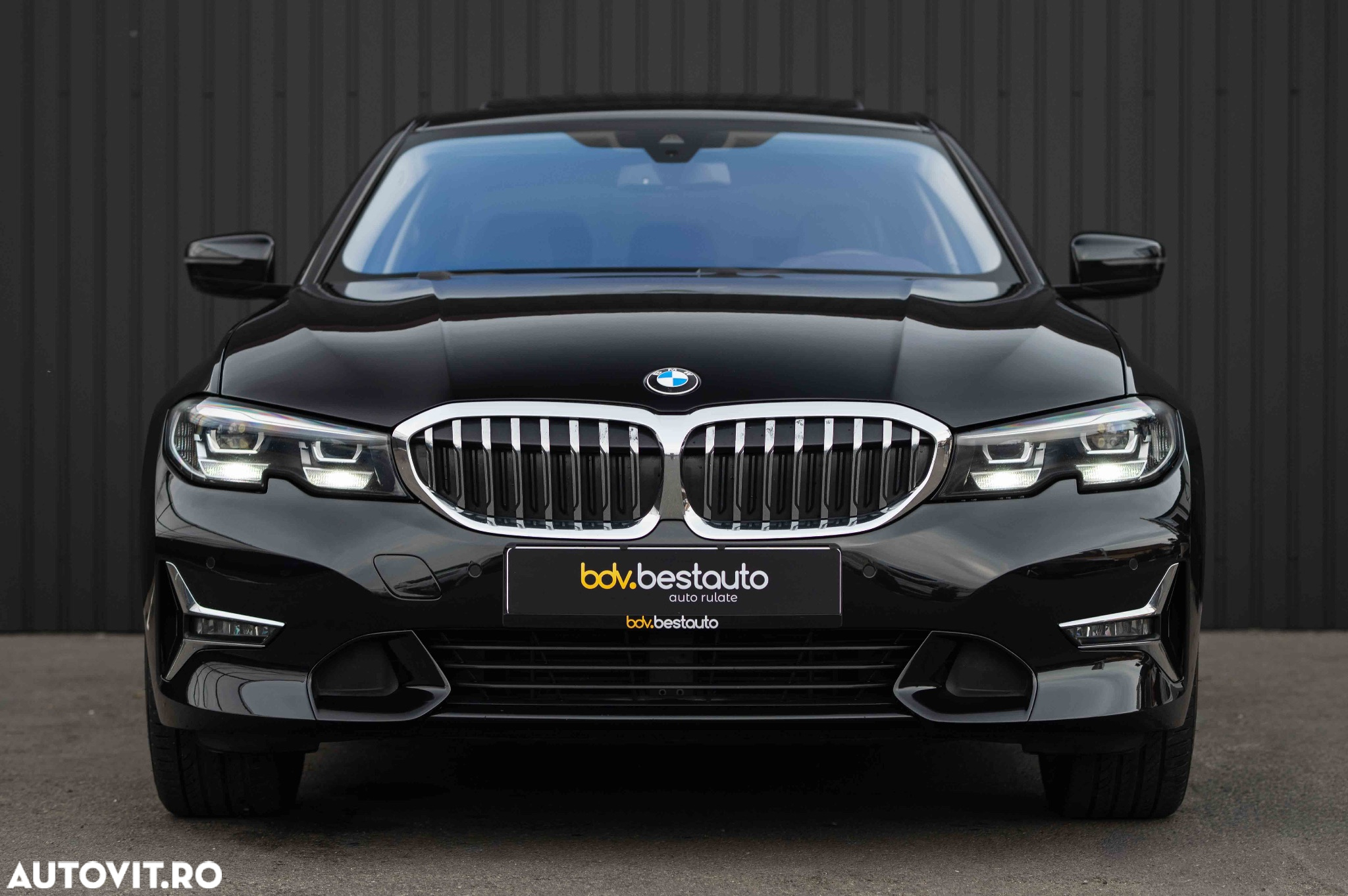 BMW Seria 3 320d xDrive Aut. Luxury Line - 2