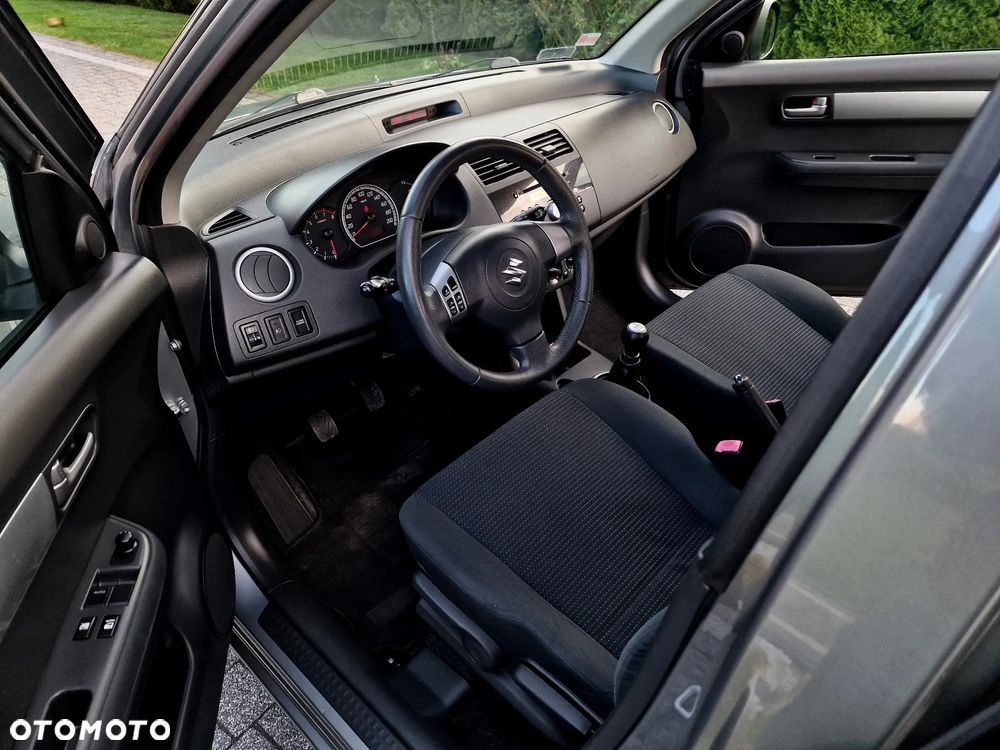 Suzuki Swift 1.3 Comfort - 4