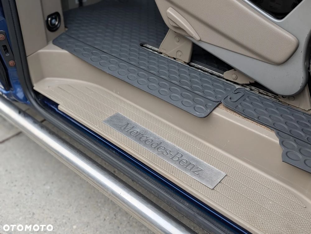Mercedes-Benz Viano - 29
