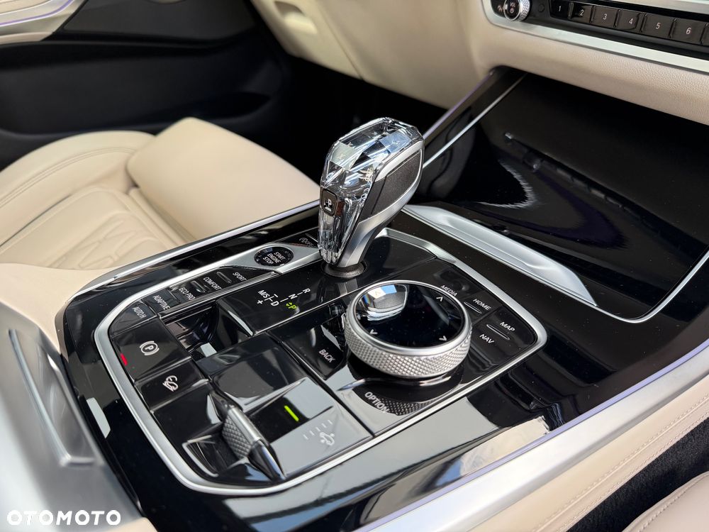 BMW X5 xDrive30d sport - 24