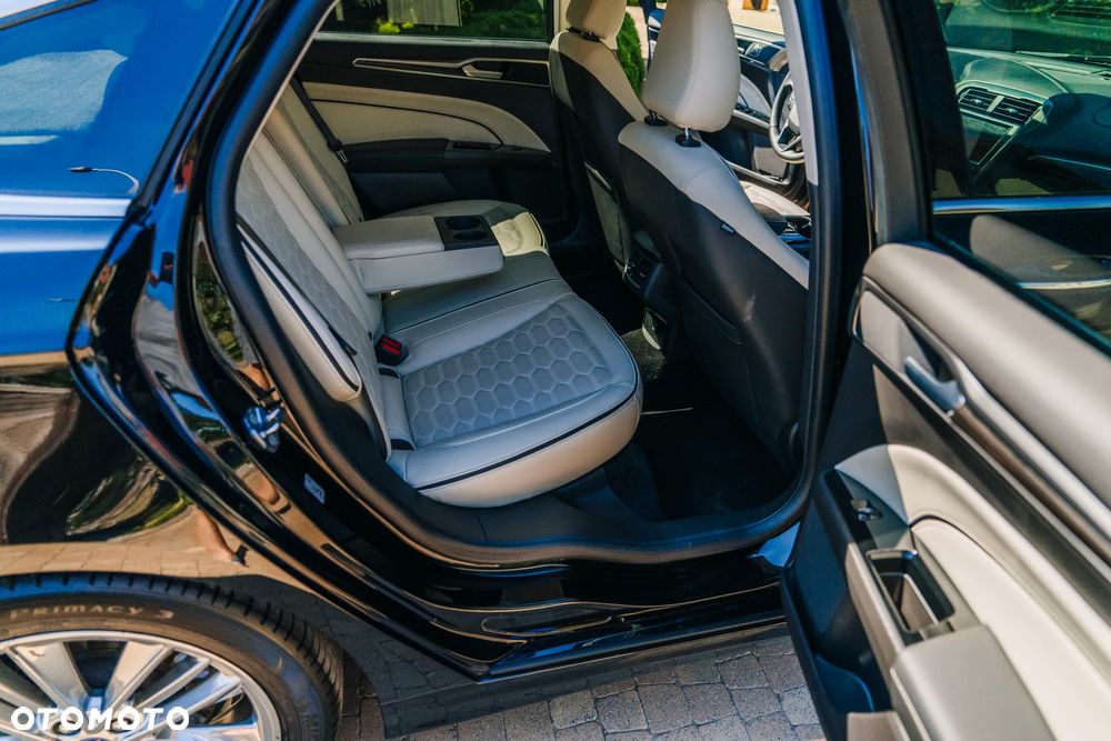 Ford Mondeo 2.0 EcoBlue Vignale - 9