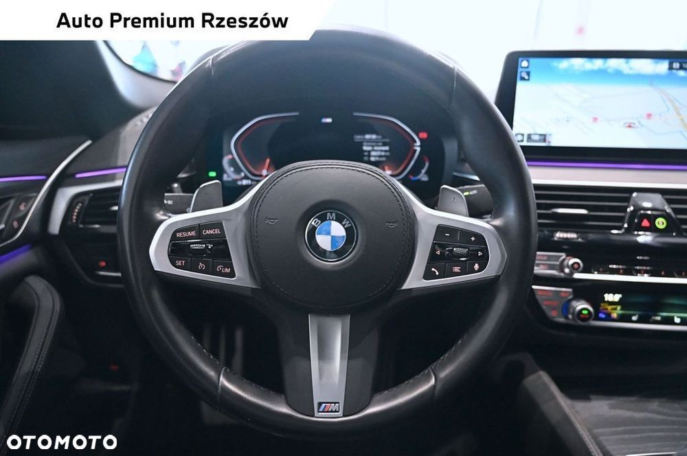 BMW Seria 5 530d xDrive mHEV - 7