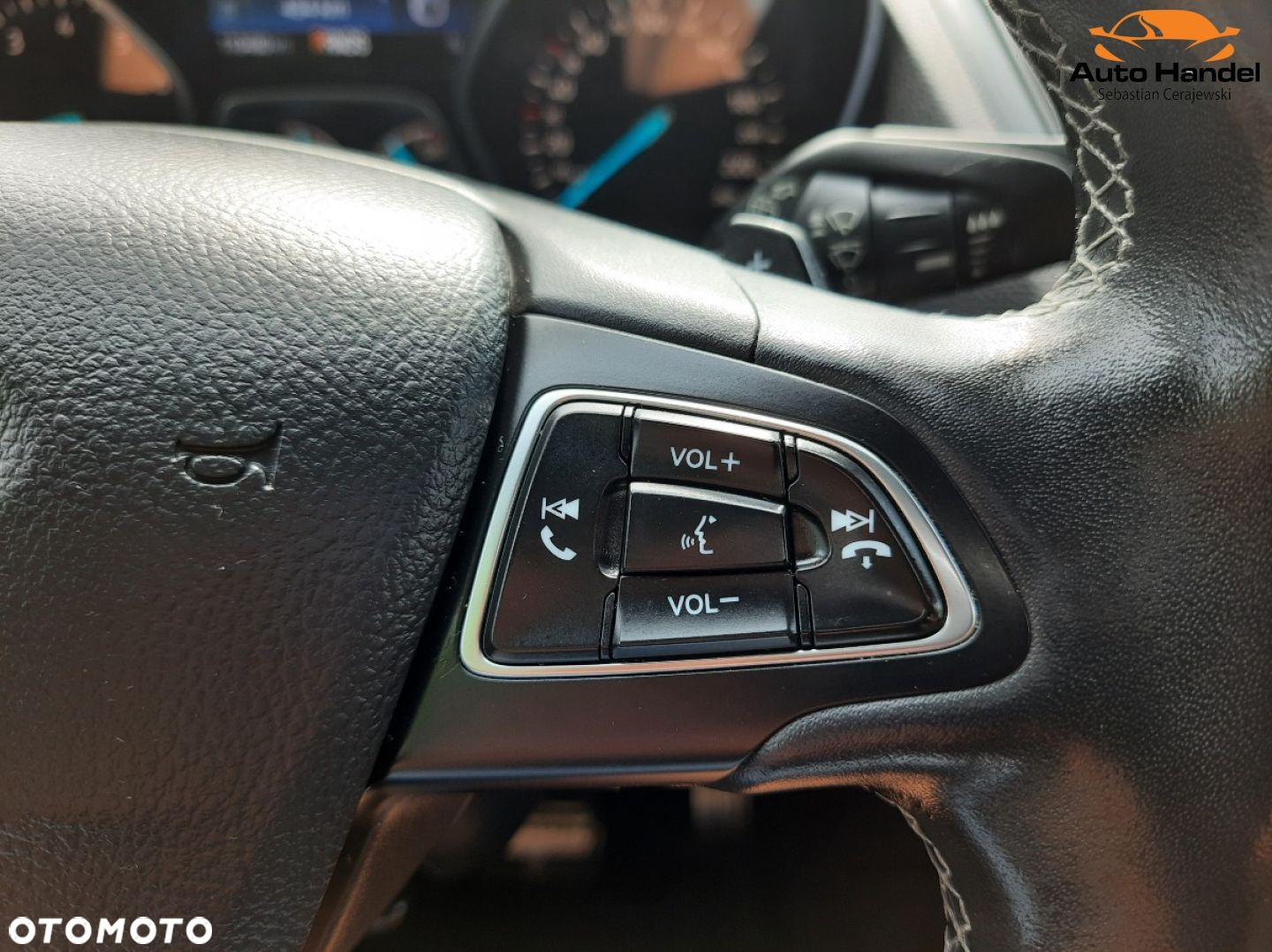 Ford Kuga 1.5 EcoBoost 4x4 Titanium - 27