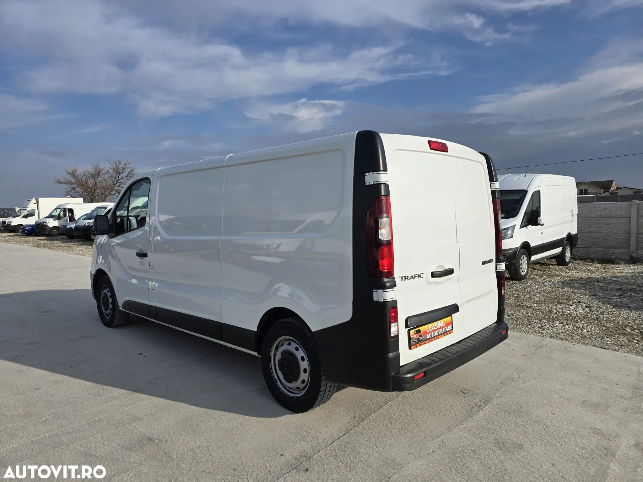 Renault New Trafic L2H1 - 11
