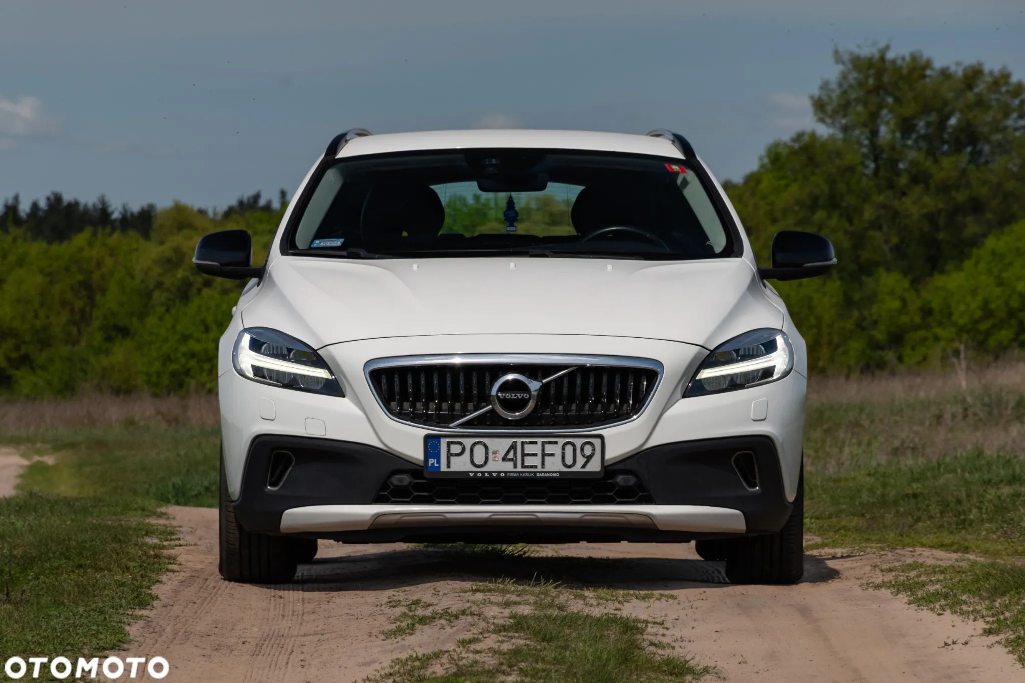 Volvo V40 T3 Drive-E Momentum - 1