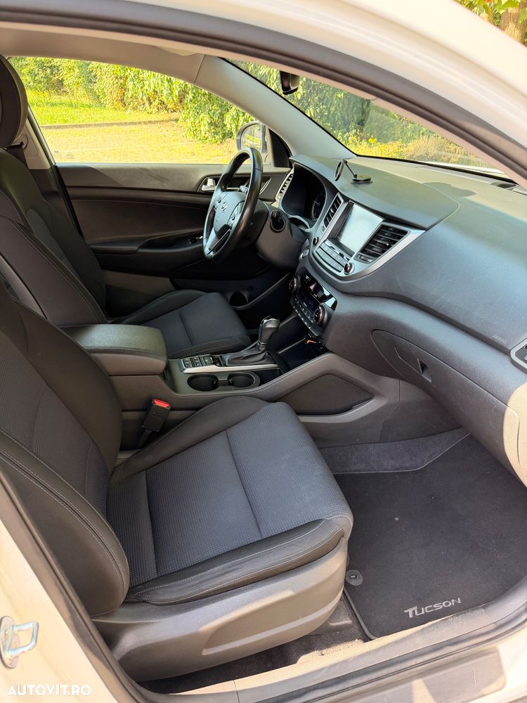Hyundai Tucson 1.6 CRDi 4WD 7DCT Style - 16