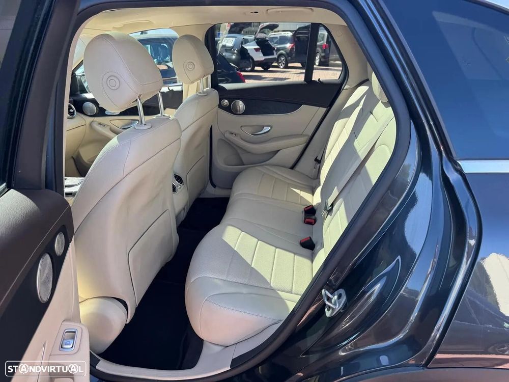 Mercedes-Benz GLC 300 de 4Matic 9G-TRONIC Exclusive - 10