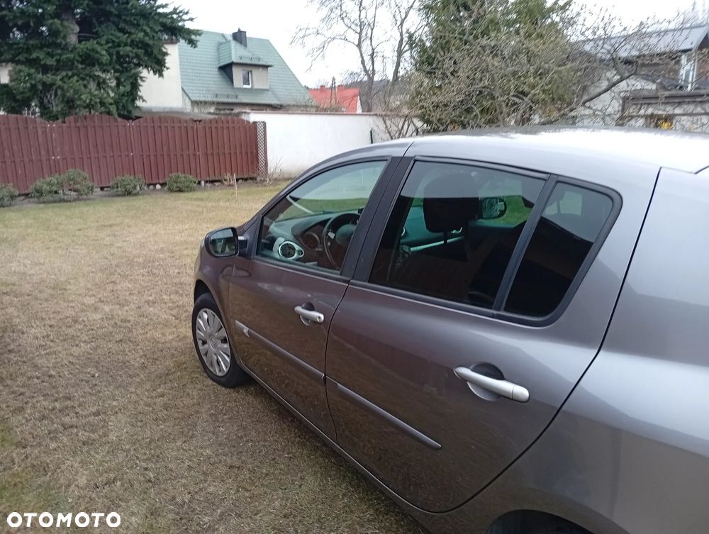 Renault Clio 1.2 16V Tech Run - 5