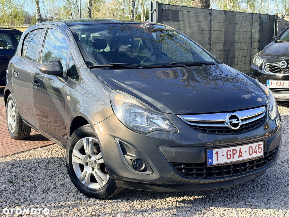 Opel Corsa 1.4 Cosmo - 9