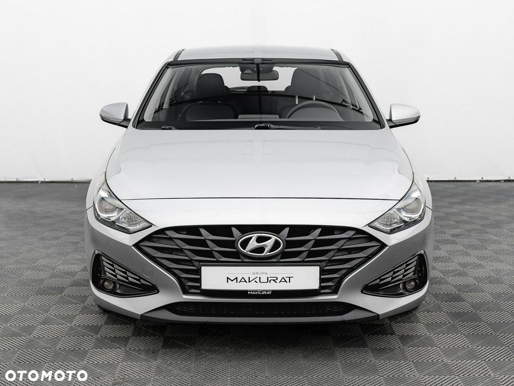 Hyundai i30 1.5 DPI Classic + - 8