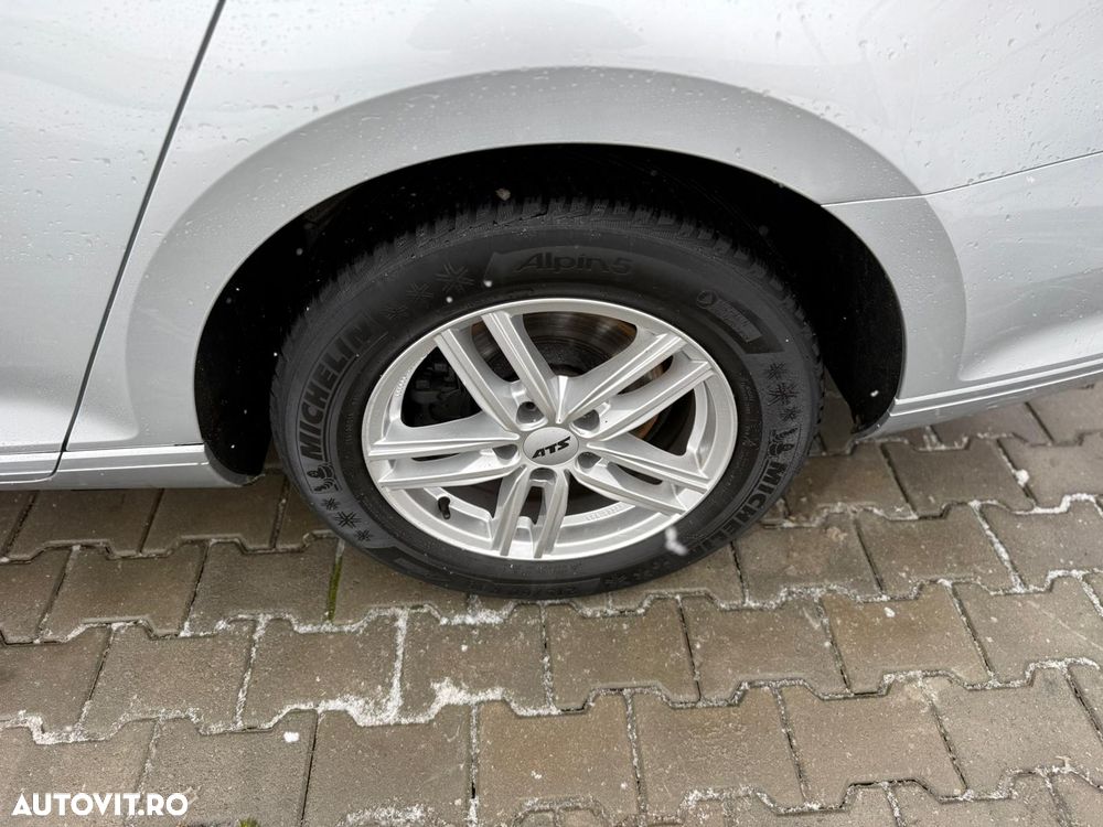 Volkswagen Passat 2.0 TDI (BlueMotion Technology) Highline - 8