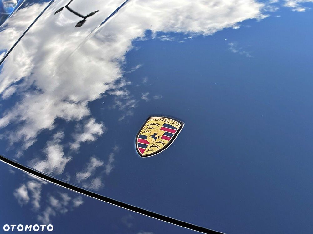 Porsche 911 - 33