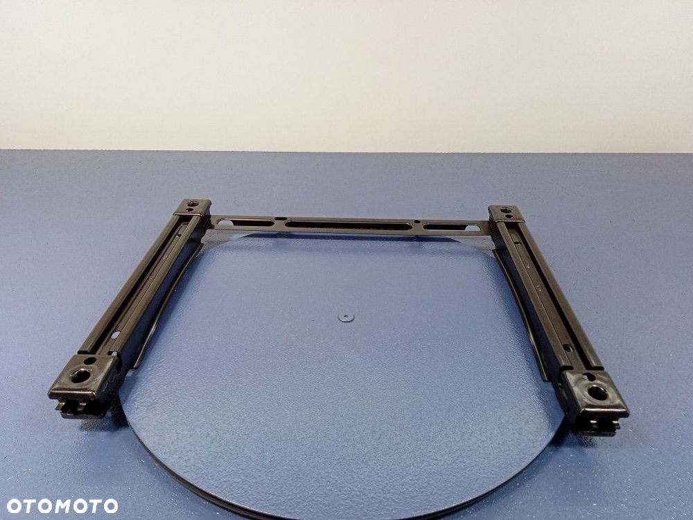 BENTLEY BENTAYGA 36A AUDI Q7 4M WSPORNIK STELAŻ FOTELA 4M0881677A - 1