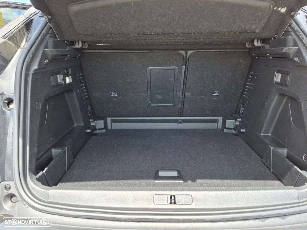 Peugeot 3008 1.5 BlueHDi GT Line EAT8 - 17