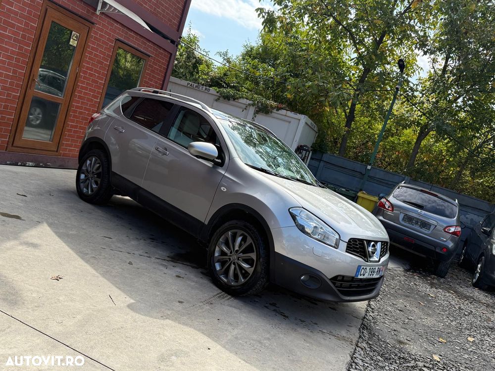 Nissan Qashqai 1.6 dCi DPF 4x4 tekna - 2