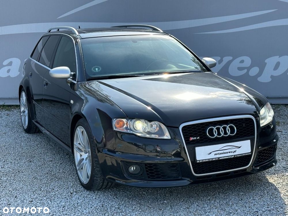 Audi RS4 Avant Avant - 15
