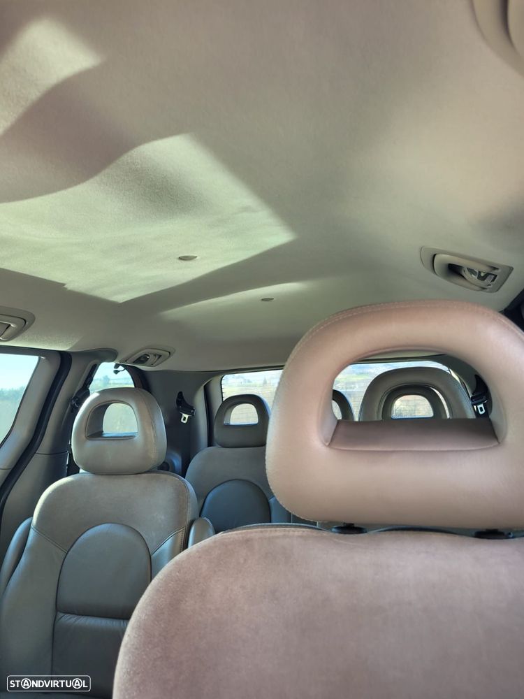 Chrysler Voyager - 8