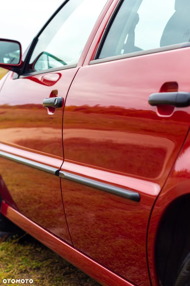 Volkswagen Polo 60 - 12