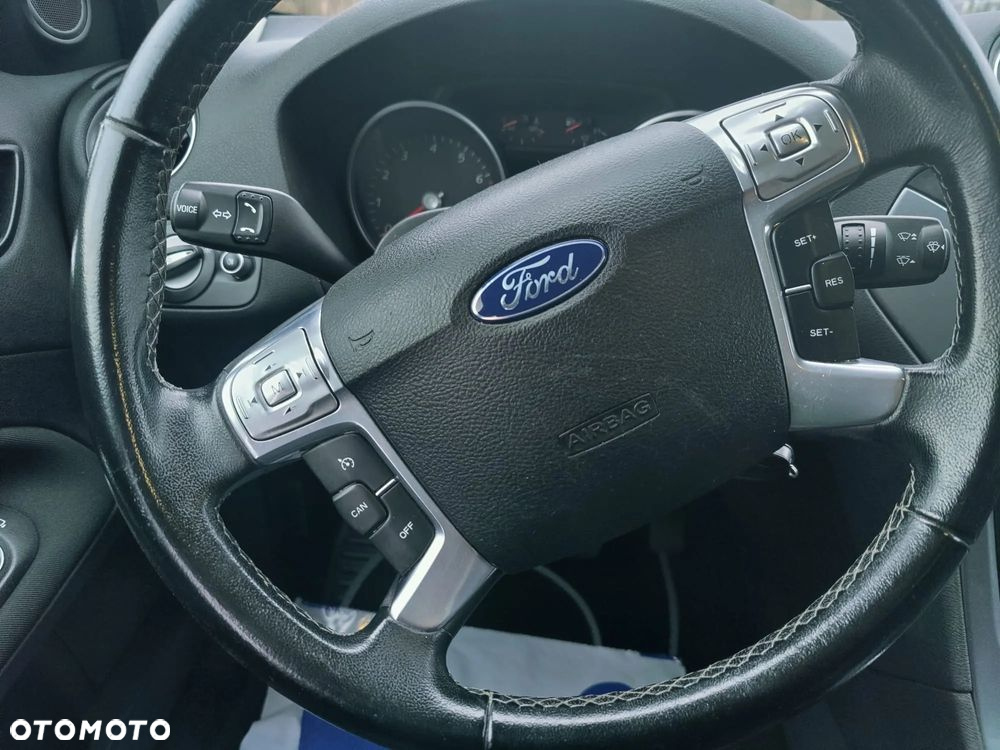 Ford Mondeo - 11