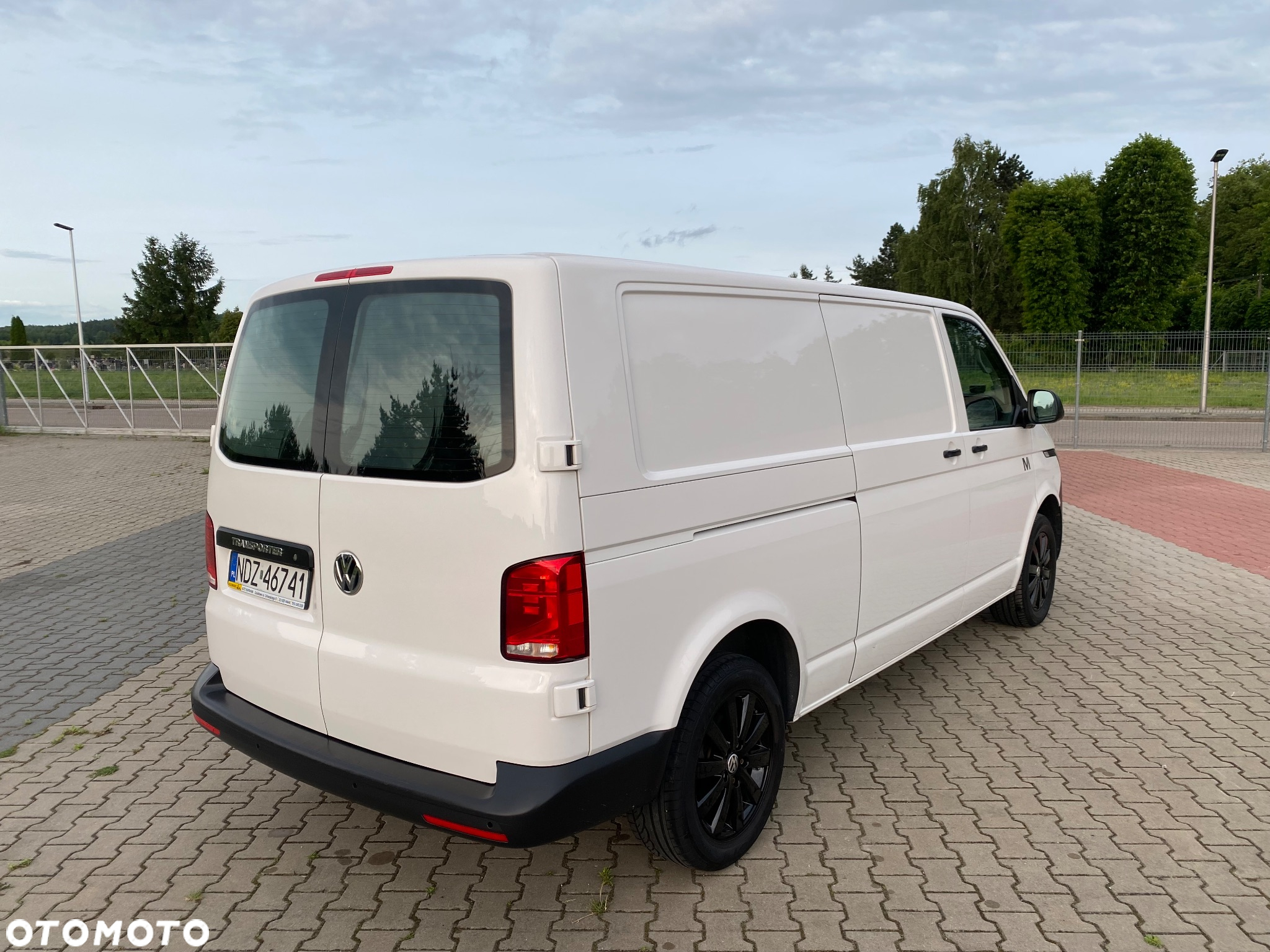 Volkswagen Transporter - 4
