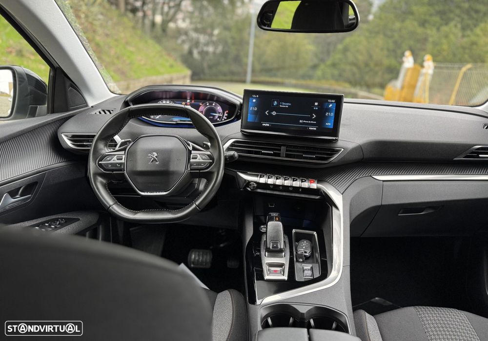 Peugeot 3008 1.5 BlueHDi Allure EAT8 - 7