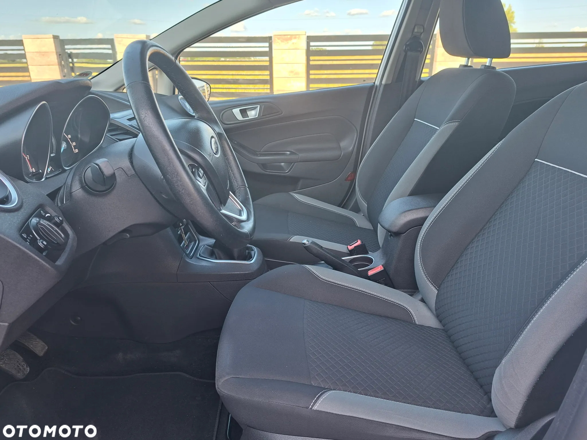 Ford Fiesta 1.0 EcoBoost Champions Edition - 10