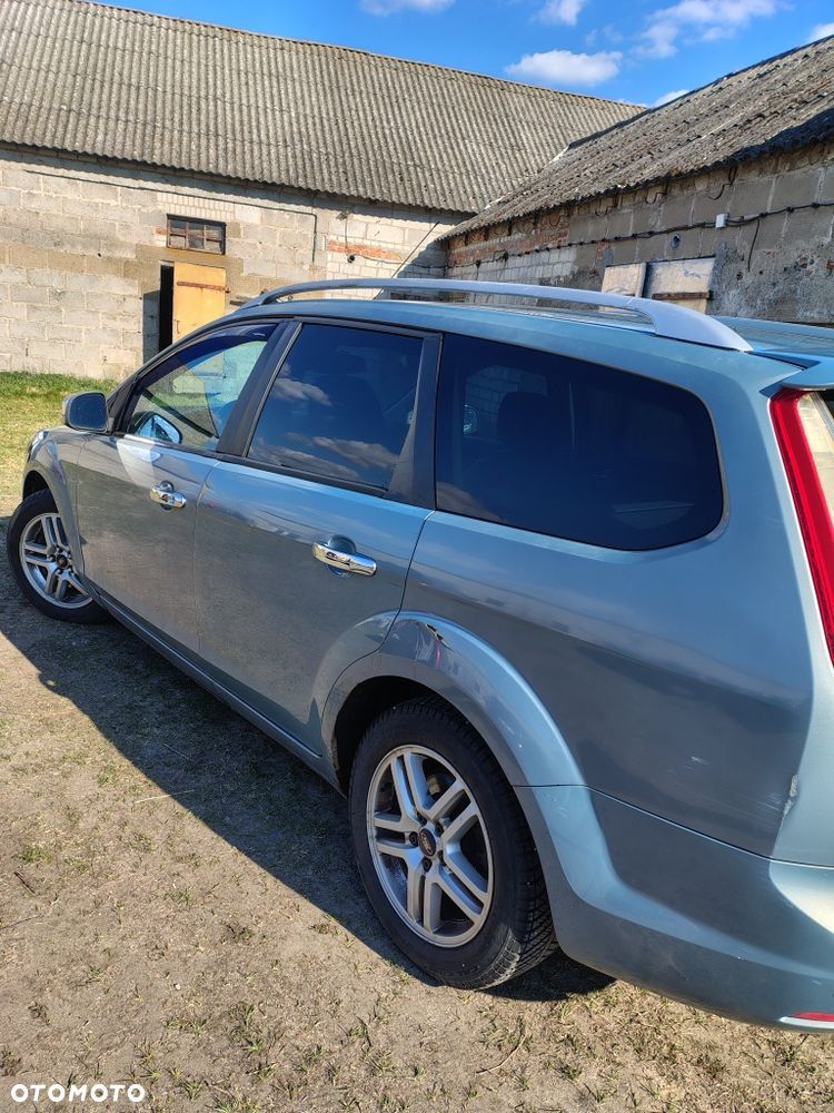 Ford Focus - 4